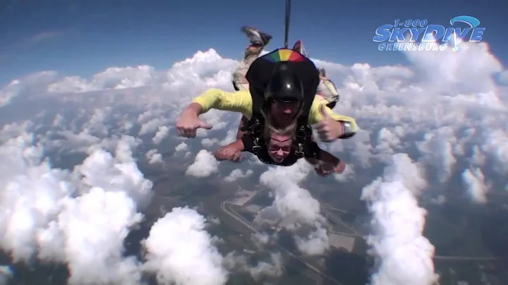 Holly Blevins's Tandem skydive!