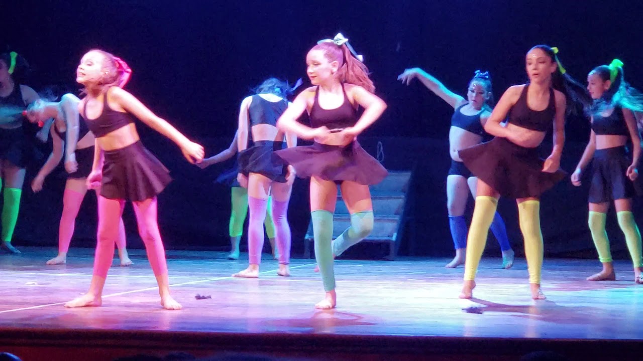 Mariposa Technicolor, Malena hermosa