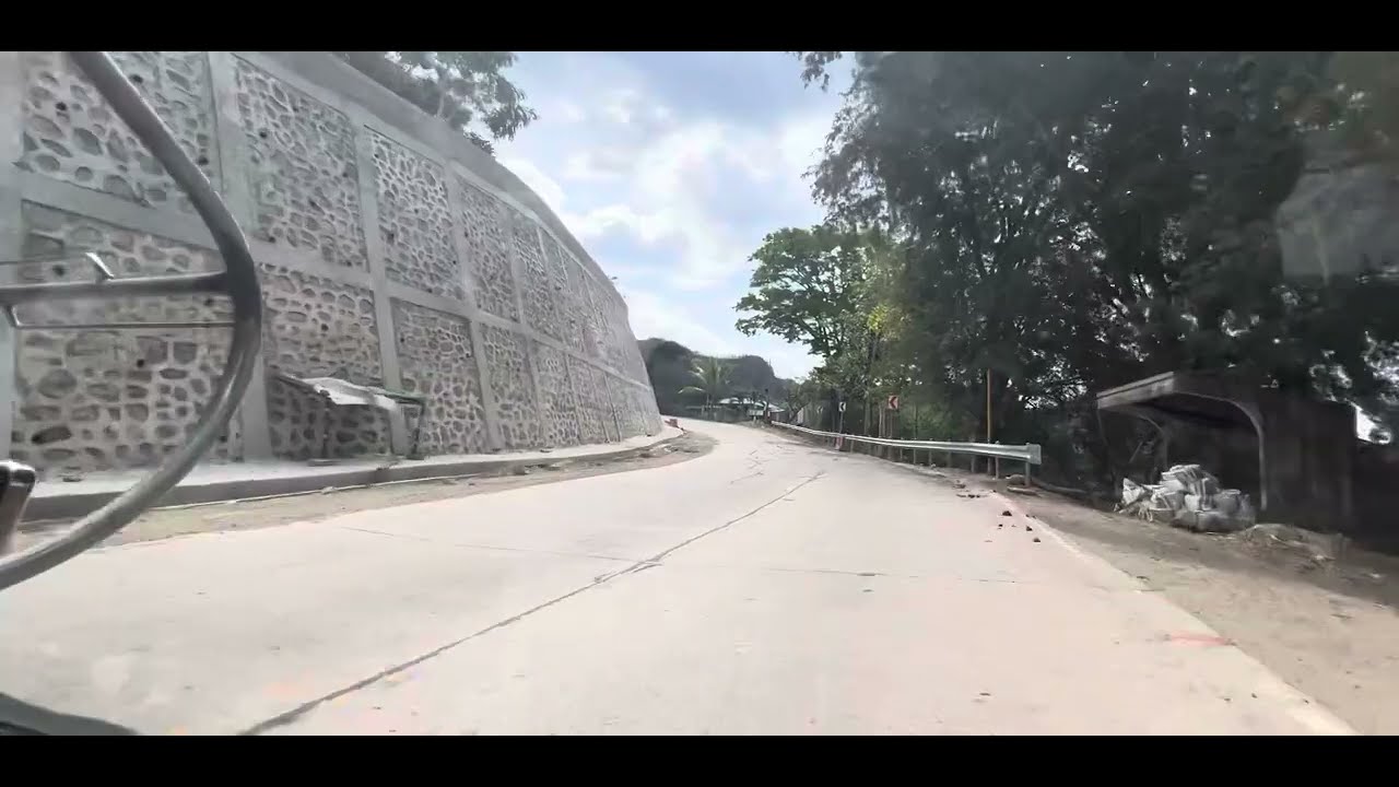 Philippines Tricycle Ride BATANGAS CITY to LOBO Zigzag Road Pt 6 of 8 ...