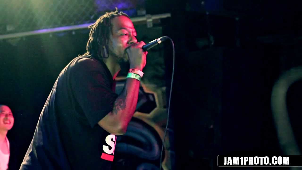 Watch QWAZAAR performing "POWER" | JAM1PHOTO.COM on YouTube Watch QWAZAAR performing "POWER" | JAM1PHOTO.COM on YouTube