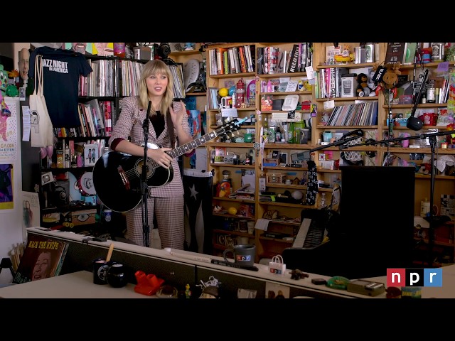 Taylor Swift Performs a Concert at NPR's Tiny Desk! - YouTube