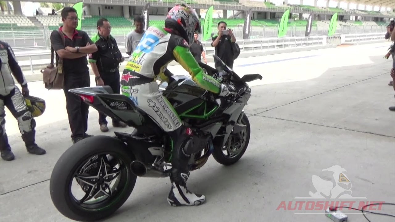 New Kawasaki Ninja H2R test ride scenes