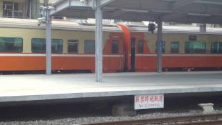20120122 DHL100拉莒光號進高雄站