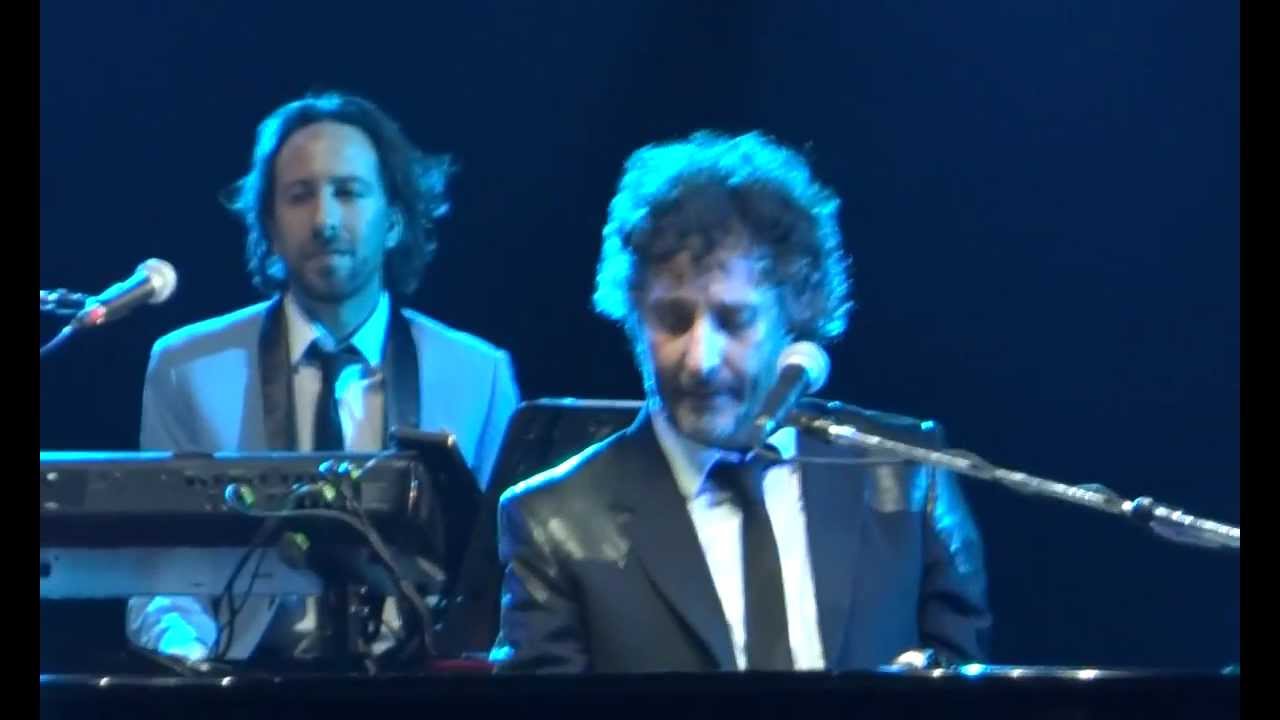 Fito Paez Tumbas de la gloria Luna Park 2013 YouTube