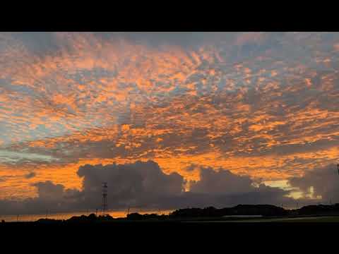 今朝も少し焼けました🌆反薄明光泉も出てました🌄