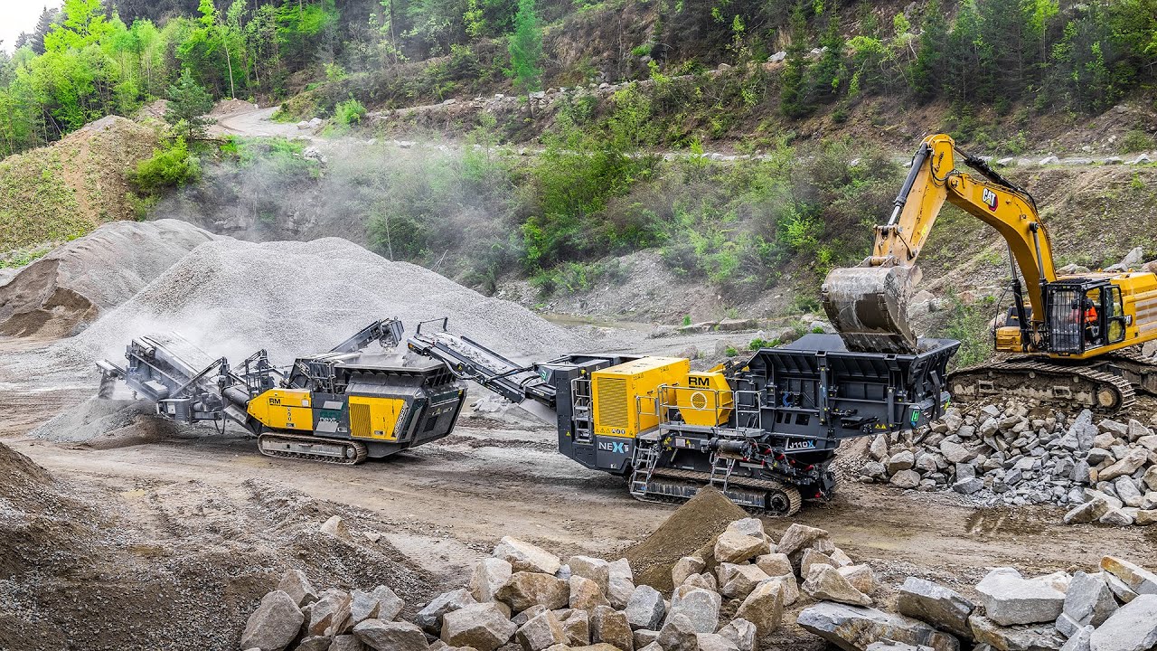 Granite Crushing with RUBBLE MASTER Jaw & Impact Crusher!