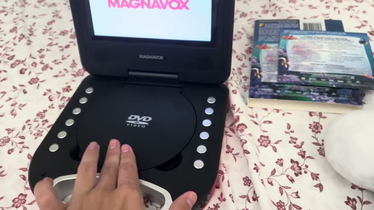 Henry & Tanooki Mario watch the 2003 Moo can THX logo