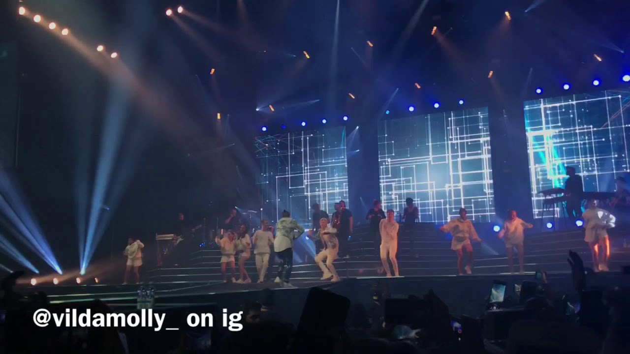 One flight away | Hartwall Arena 18/11-2017