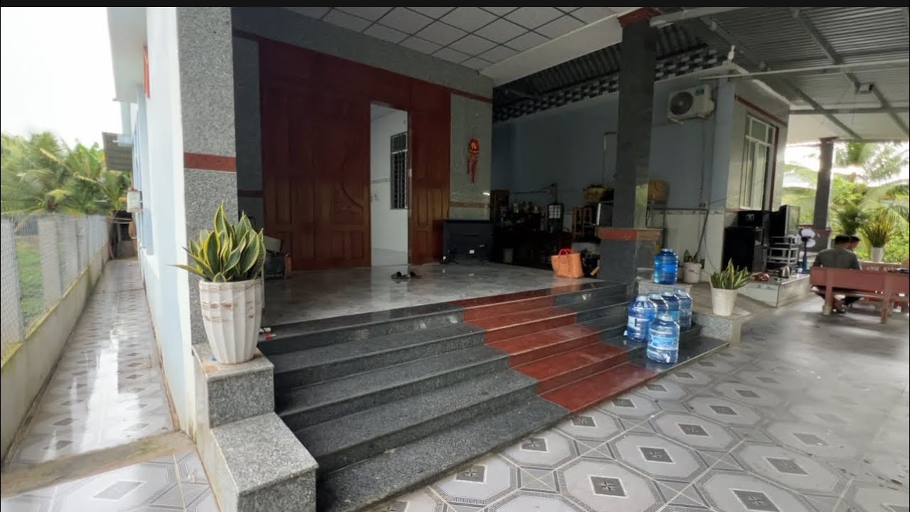 T.2761 bán hai căn nhà vườn miền Tây có ao cá 1178 m2 có 237 m2 thổ cư đường nhựa gần quốc lộ 1A