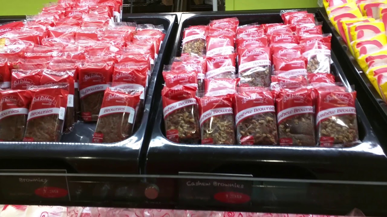 Red Ribbon Bakery Chicago City Seafood City - YouTube