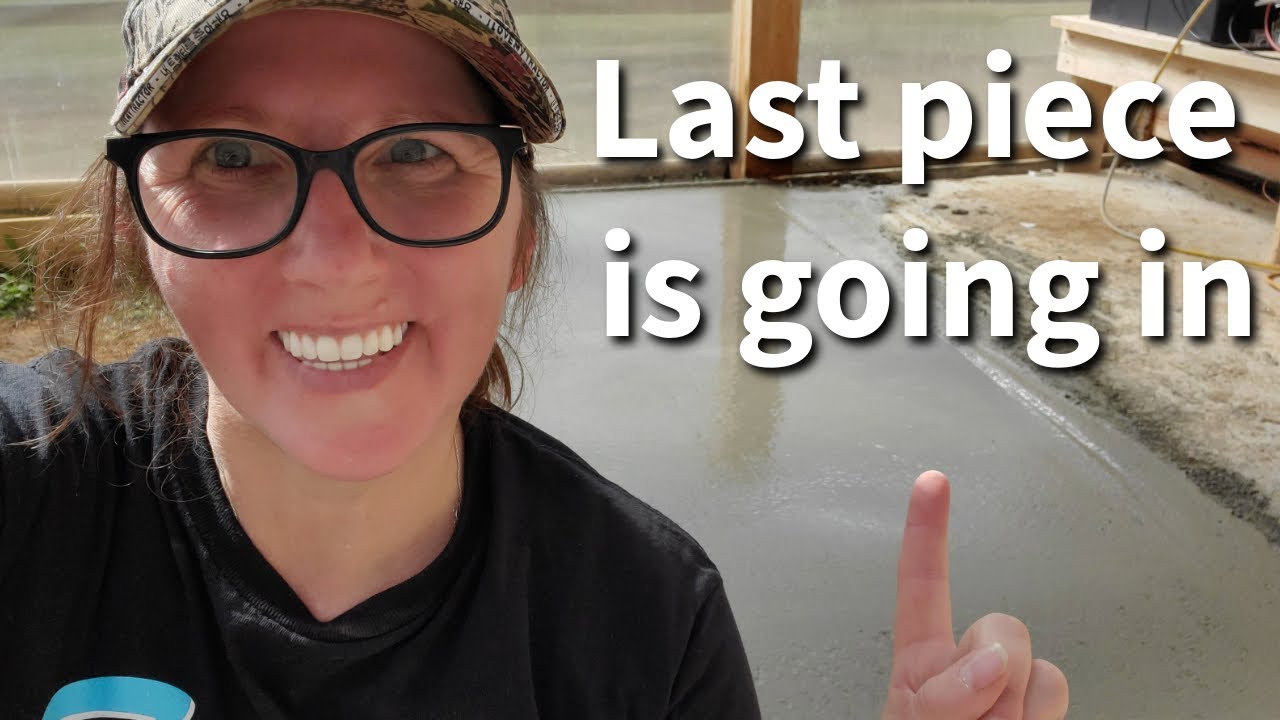 Is it a good idea for a Concrete floor in the Greenhouse?