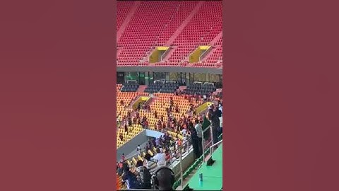 Stade Abdoulaye Wade : Le match Jaraaf vs USM Alger vire au cauchemar  😡😡