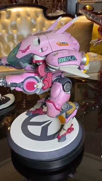 Overwatch D.Va and MEKA 20' Statue by Blizzard