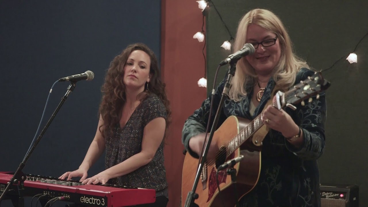 Lorelei  - Susan Cattaneo Live at Q Division