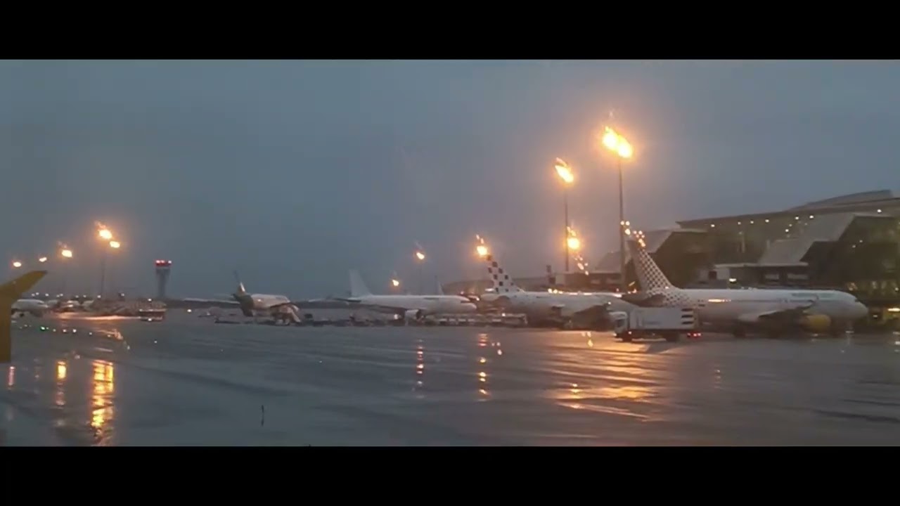 MIRA ESA PAYA // PSIQUE 