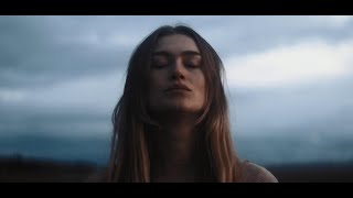Alan Walker - Dreamer (Official Music Video)