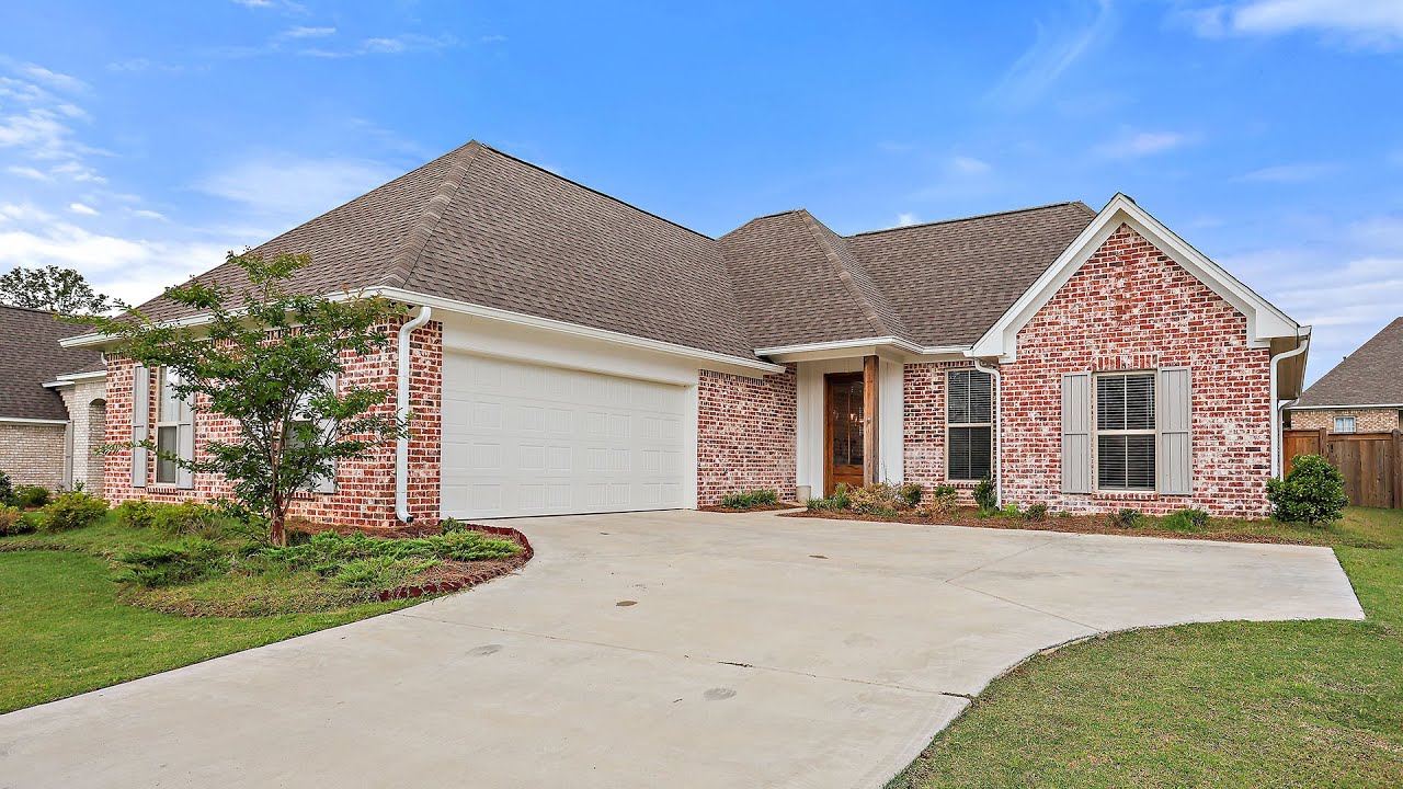 313 Willow Way - House for Sale in Canton, MS - Jeana Swan | Coldwell Banker Graham & Associates