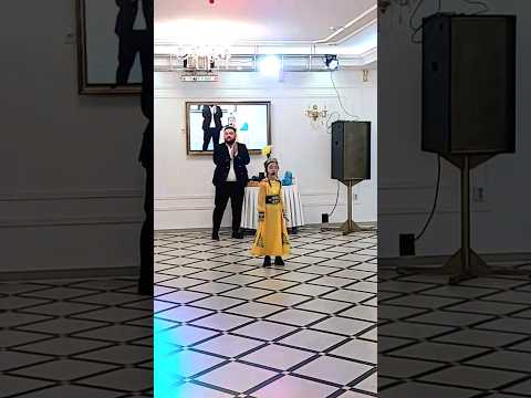 01 🎶#Shorts 🎶Девочка очень красиво поет🎶 кыз узату 🇰🇿 ресторан 'Алтын орда' (02.12.2023) #темиртау