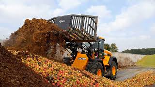 de JCB 435 S Dร Koning van de kuil!