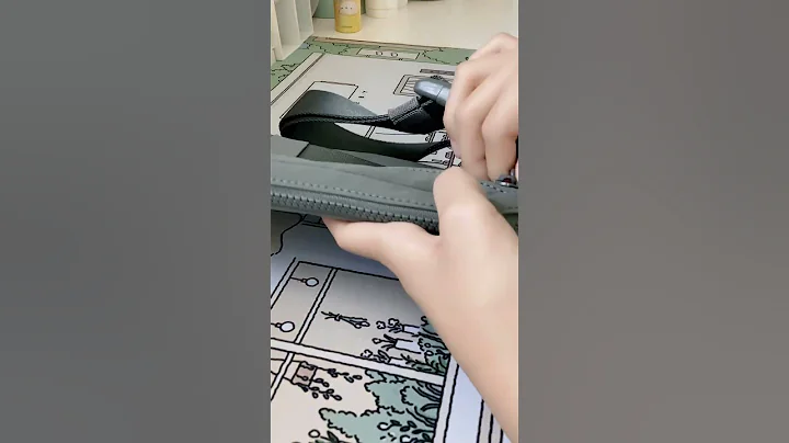 Unboxing the LULULEMON Everywhere Belt Bag! #lululemon #fyp #shorts #lulu