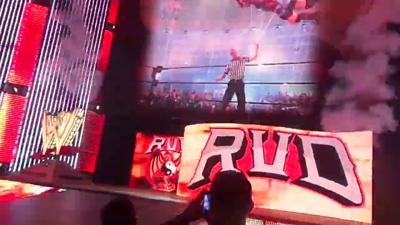 Rob Van Dam returns to Raw in New Orleans