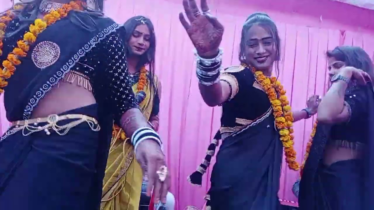 दिव्या गुप्ता। खुशबू रानी और खुशी रानी। प्रतापगढ़ में । प्रोग्रामस्टेज। मचा दिया धमाल###bhojpuri 