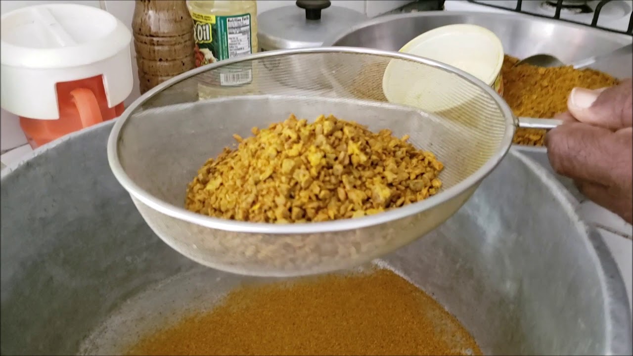 How To Make JAMAICAN Curry Powder - The Good 'Ole Way | Authentic, Traditional Jamaican Curry!