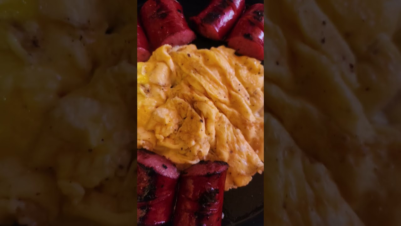 Sunday Snow Day❄️ Its Game Day💙💚💙💚Go Seahawks!!! ❄️ ....Breakfast...Coffee...Gratitude ❄️💙💎