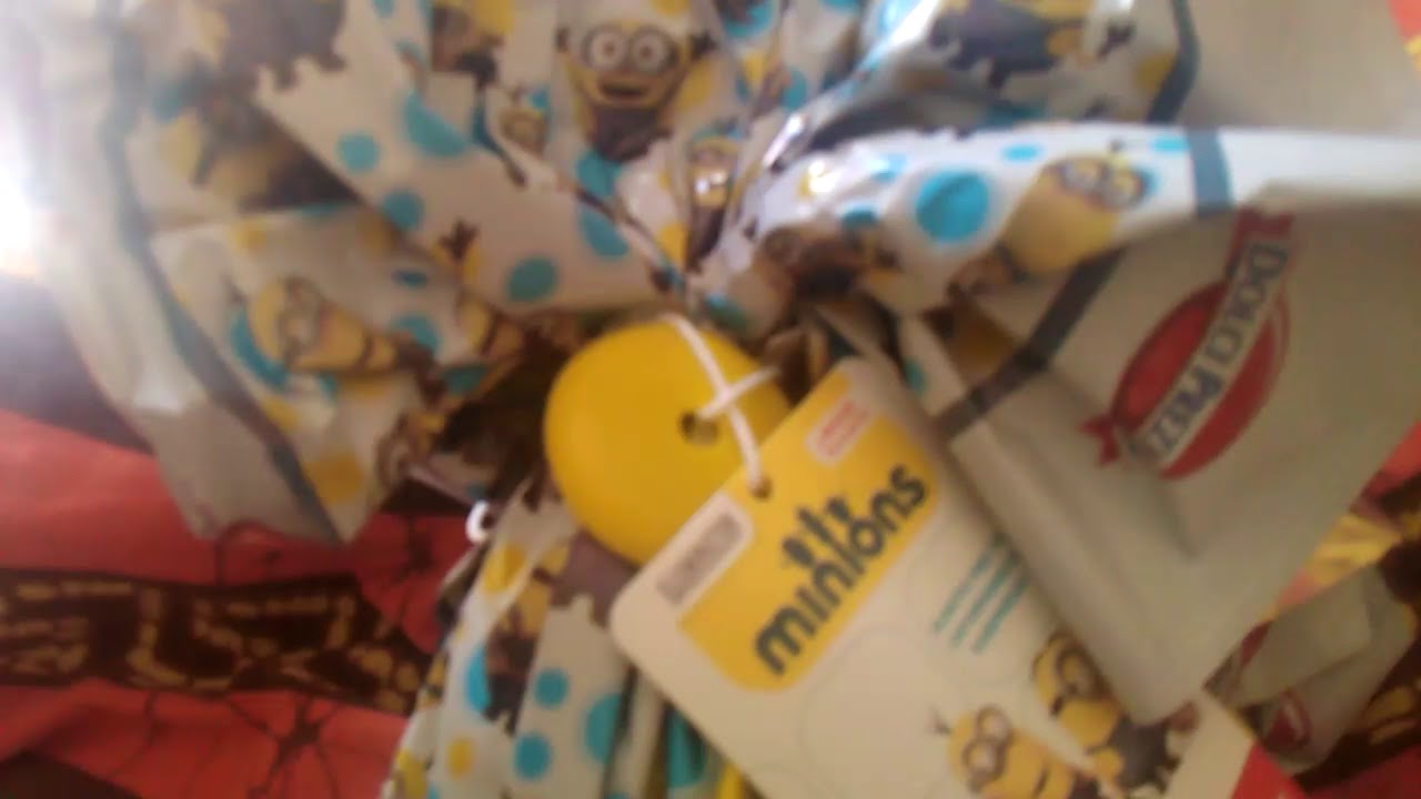 uovo di pasqua minions 2025