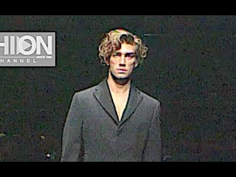 GIANFRANCO FERR Fall 20002001 Menswear   Fashion Channel