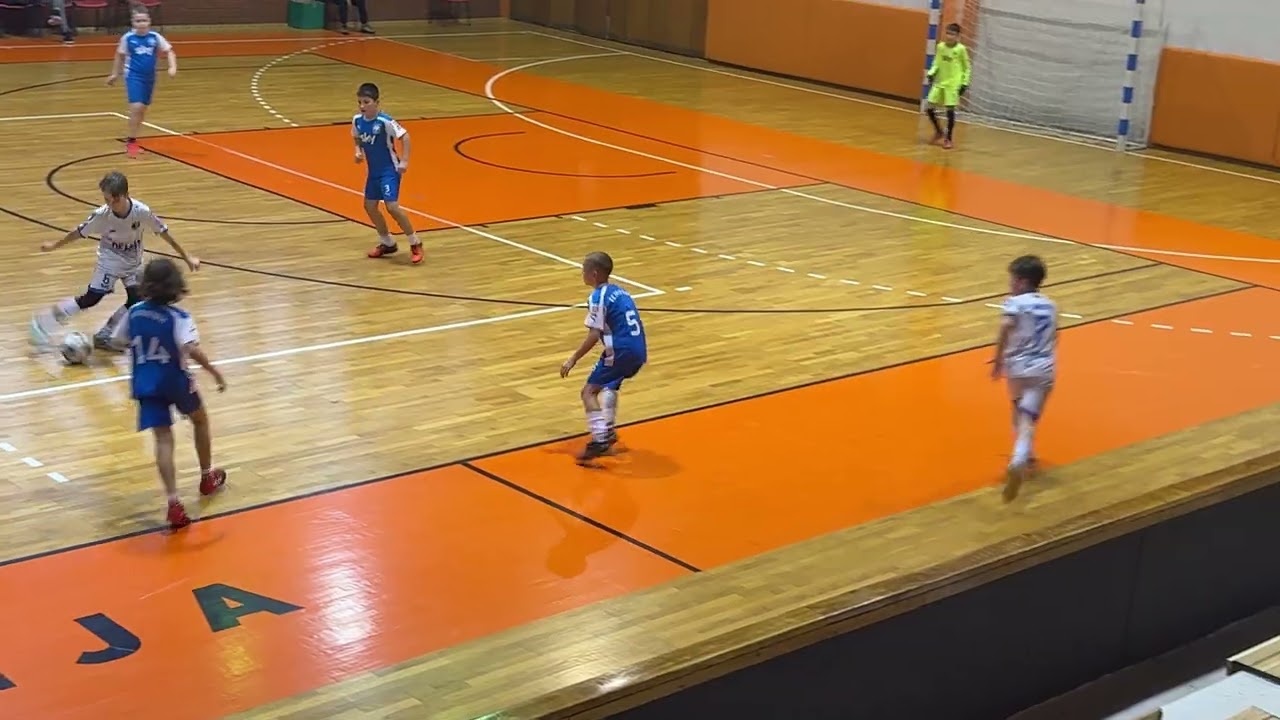 HASETOV KLASIK 2025 REVIJALNA UTAKMICA ŠF BAMBINOSI -FK VRATNIK GENERACIJA 2015