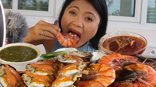 GIANT TIGER PRAWN &BLUE CRAB WITH THAI SPICY SAUCE PLUS SPICY GARLIC BUTTER SAUCE MUKBANG