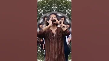 خواننده Musicلایک بکنین جای دوری نمیره 