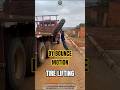 Tire Lifting Technique Using Repeated Bounce Motion