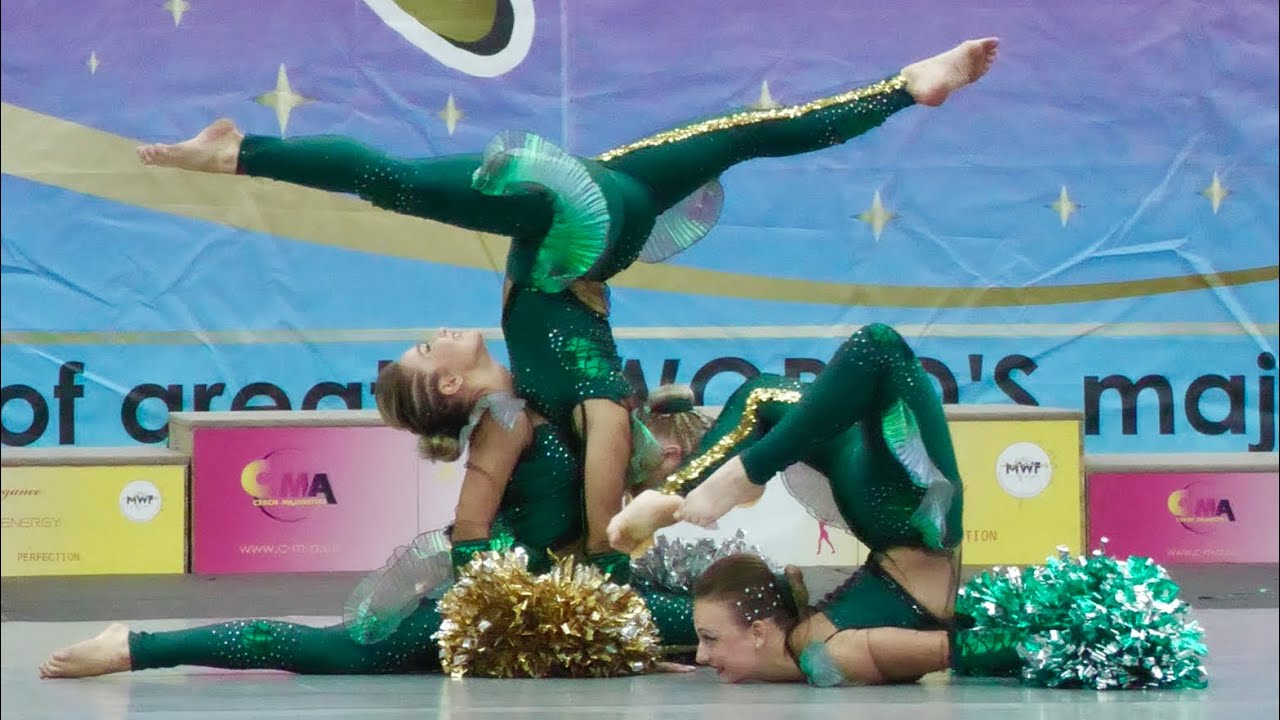 Majorettes *NELLY PUCHOV* - DUO TRIO POM seniors -  European Majorette Championship - Liberec 2024