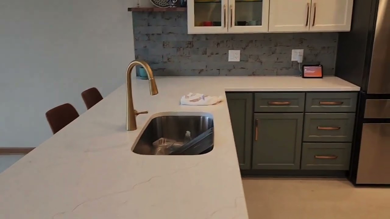 Niagara Fall Gold Quartz: Kitchen Countertop Installation by CG Granite Countertops
