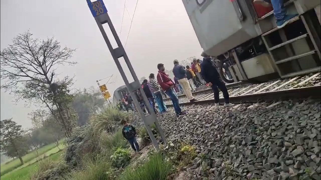 train parting in indian railway YouTube