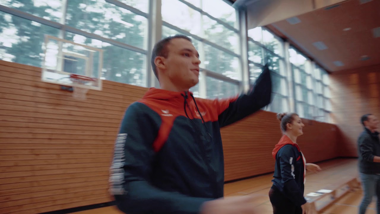 Lernen in Bewegung - Wissen abfragen in 1 Minute (kooperativ und kompetitiv)