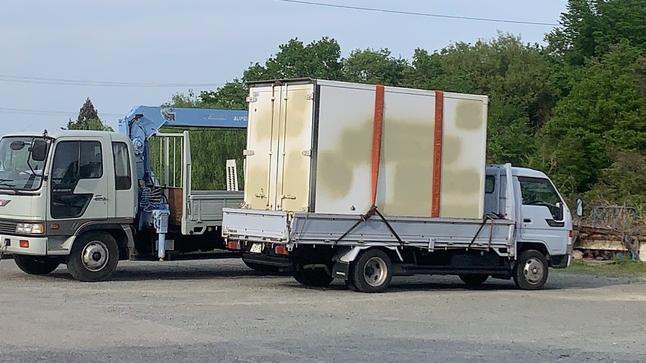 倉野製作所が本気で作るキッチンカー01（コンテナ買いました！）