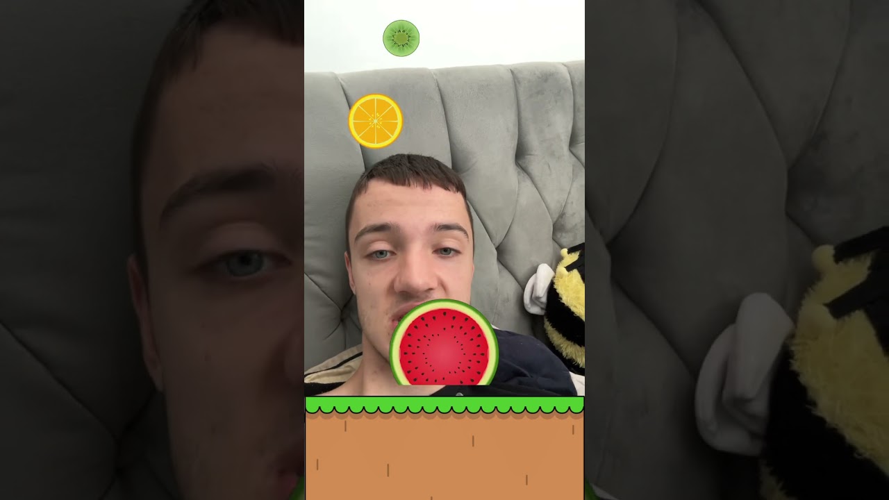 Can I stack the fruits on top of each other? (Annoying kiwi)