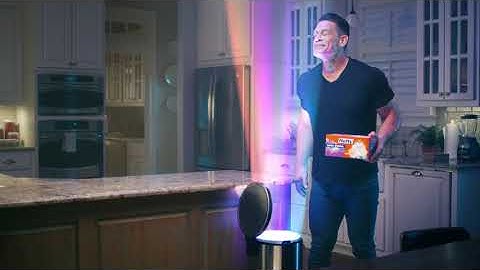 Hefty® Ultra Strong™ with Fabuloso®