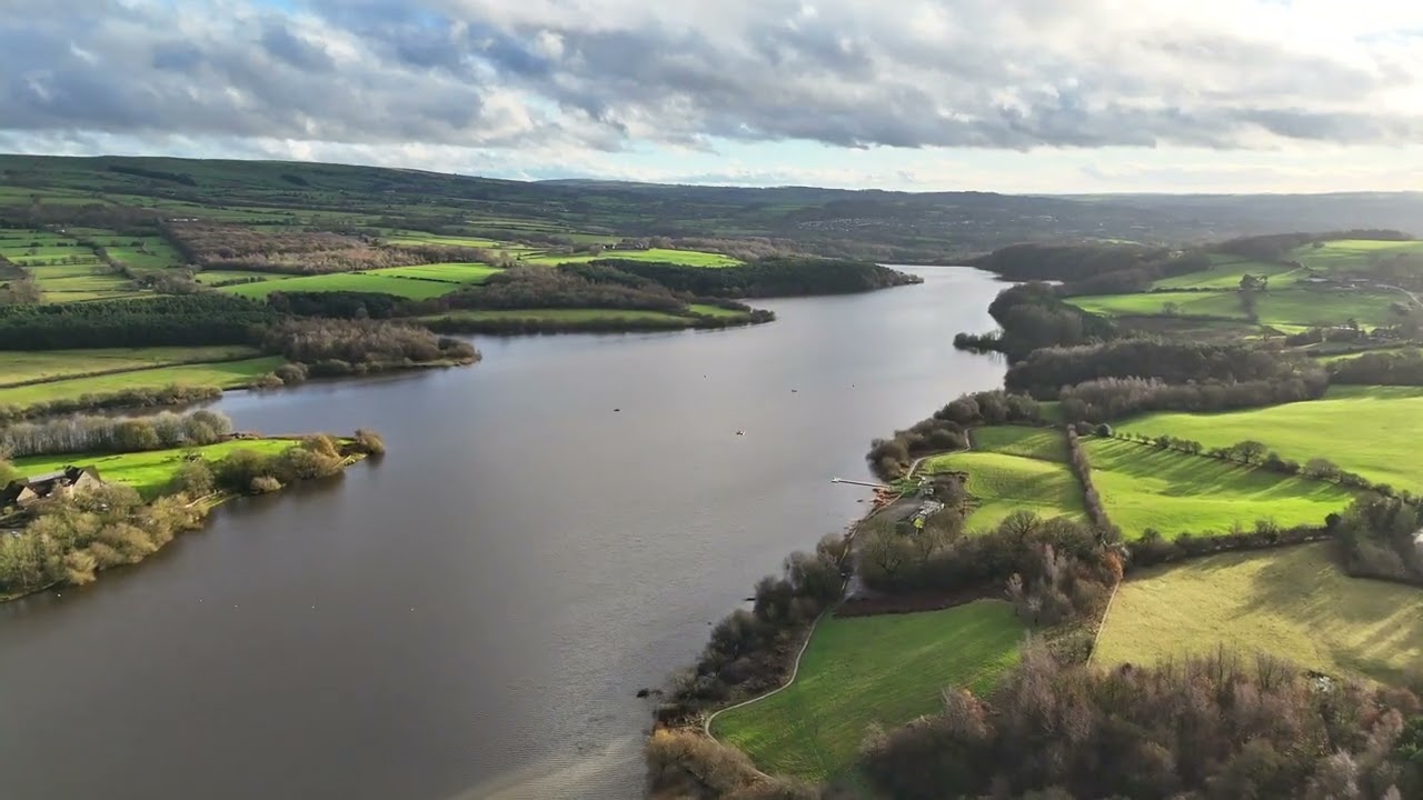 Tittersworth Reservoir, Peak District, UK  (4K)