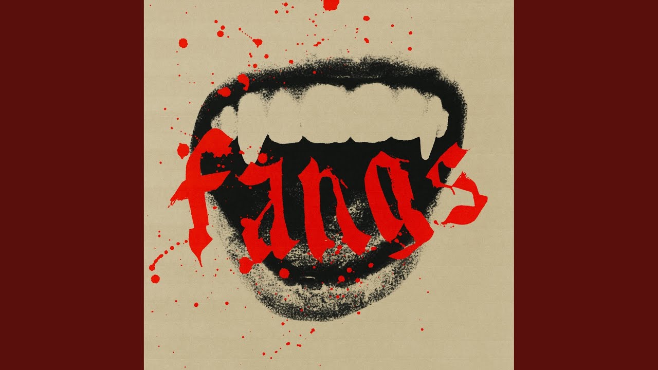 在 YouTube 上觀看「Fangs」 在 YouTube 上觀看「Fangs」