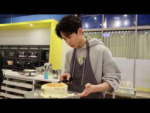 AcQUA源少年 烘焙也難不倒的「全能少年」莑茗生日快樂！