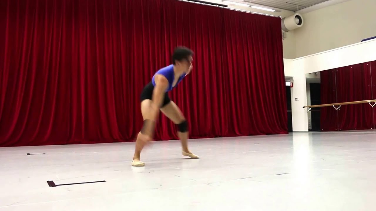 Alexander Koulos performing his Contemporary Dance piece to 
