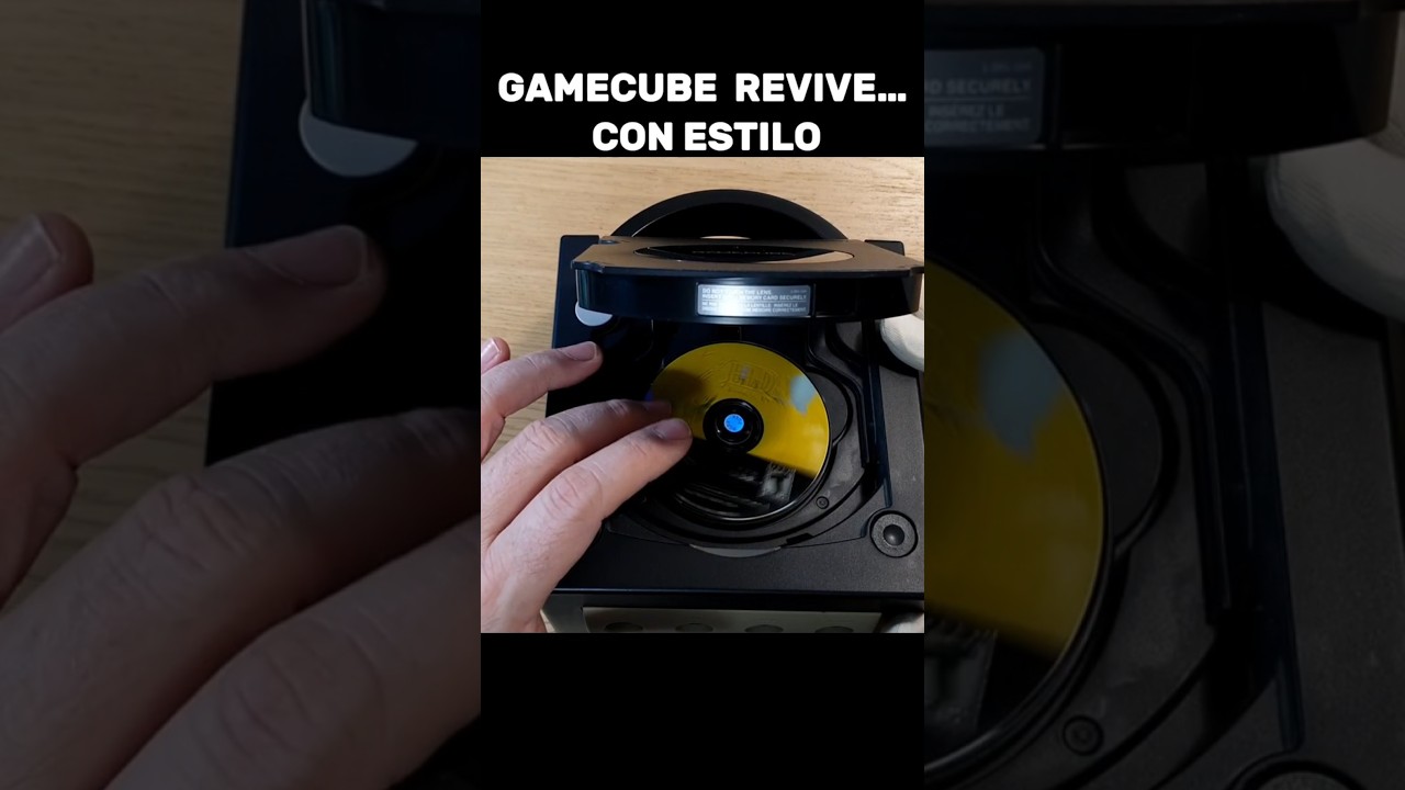 La frontal de la GameCube y sus 4 puertos para controles