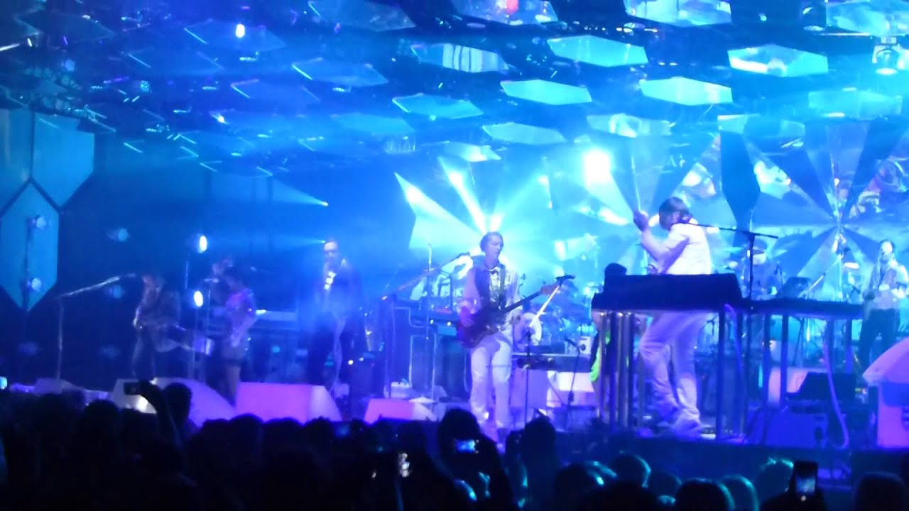 Arcade Fire - Flashbulb Eyes HD @ Barclays, 08-24-2014