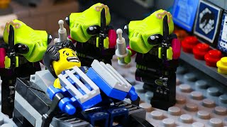 LEGO UFO Invasion: Police Ambushed by Aliens!!!