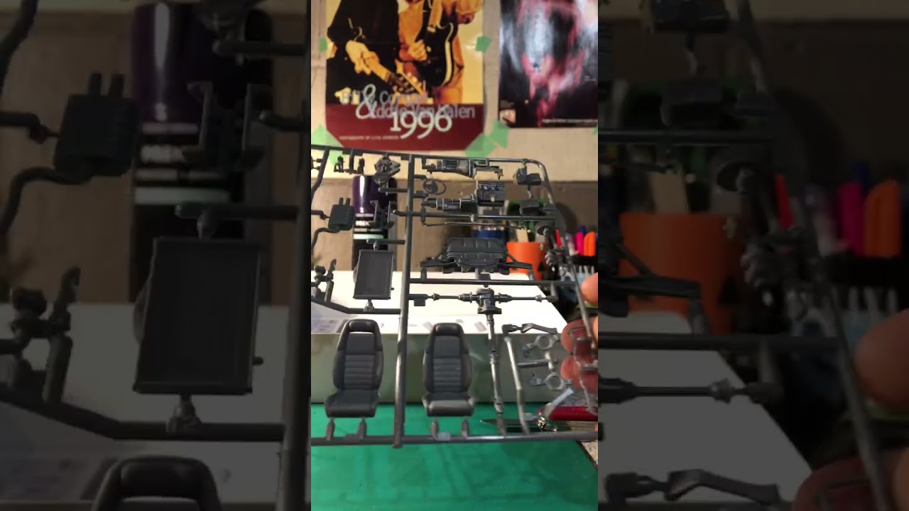 Tamiya Nissan Fairlady 300ZX Turbo Unboxing. Episode 1:Part 2 “What’s In The Box?” Series 