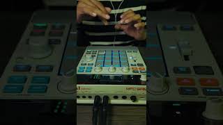 J/C #akaimpc #sampler #hiphop #boombapbeats #jcoletypebeat